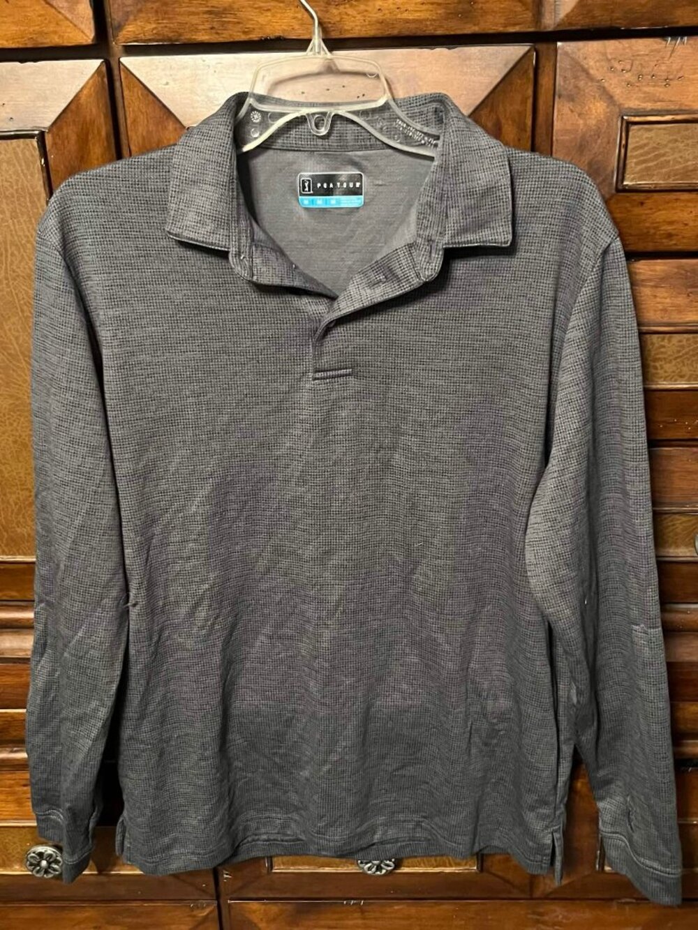 PGA Tour polo shirt Mens Medium textured micro-waffle pattern Gray